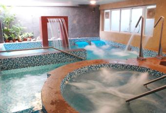 HDA Hotel & Spa has Balcony rooms