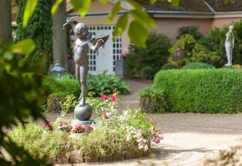 G  stehaus Schloss Bothmer has Balcony rooms
