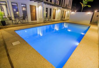 Quest Villa has Balcony rooms