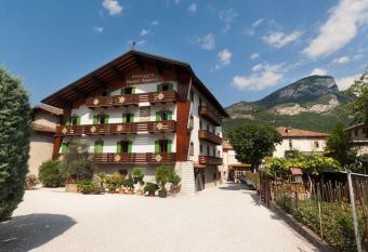 Villaggio Hotel Aquila has Balcony rooms