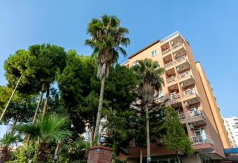 Lara Dinc Hotel has Balcony rooms