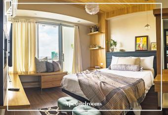 Padgett Place Apartments Cebu by Apexotel has Balcony rooms