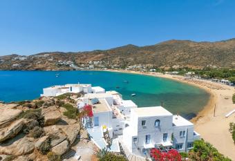 Gorgona has Balcony rooms