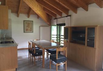 Casa Silvia has Balcony rooms