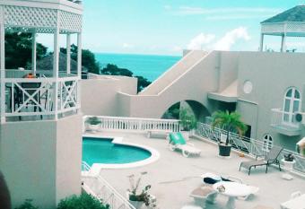 Sky Castles Apt H6 allows 18 year olds to book a room