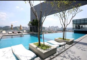 GT2@Cascades Residency allows 18 year olds to book a room