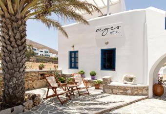 Aegeo Hotel has Balcony rooms