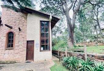 Caba  a D Nellys 2 has Balcony rooms