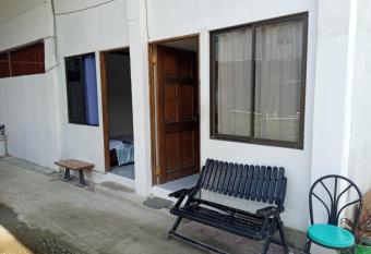 Colibr   Lodge has Balcony rooms