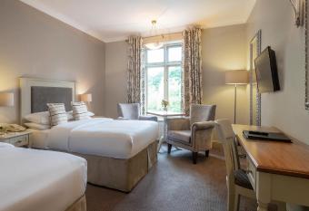 Kilkenny River Court Hotel has Balcony rooms