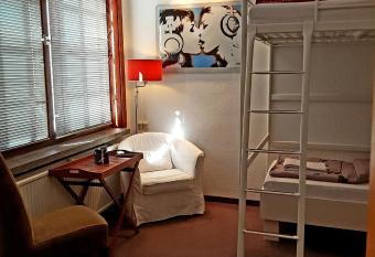 Casa Conne allows 18 year olds to book a room