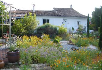 Chambre d H  tes Dyrslot allows 18 year olds to book a room