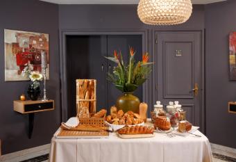 Hotel Restaurant Crystal has Balcony rooms