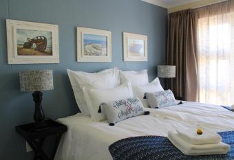 Salty Breeze Holiday Flat allows 18 year olds to book a room