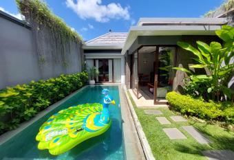 Seminyak Icon - by Karaniya Experience - CHSE certified allows 18 year olds to book a room