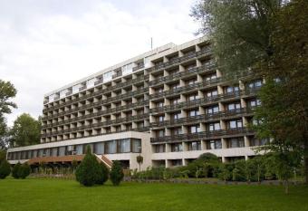 Riviera Park Hotel has Balcony rooms