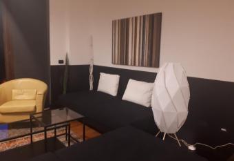 Casa Roma has Balcony rooms