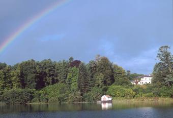 Currarevagh House allows 18 year olds to book a room