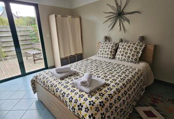 L Or  e du Bois has Balcony rooms