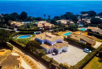 Porto Mos Residence has Balcony rooms