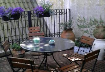 Vakantiehuis Den Bosch has Balcony rooms