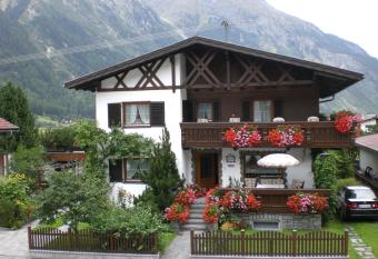 Ferienwohnung Familie H  fler has Balcony rooms