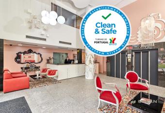 Urban Hotel Amadeos has Balcony rooms