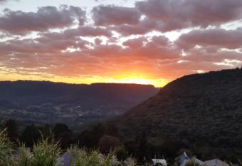 Cantinho do Vale has Balcony rooms