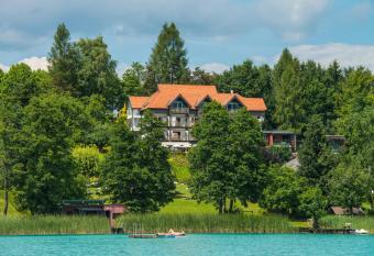 Kleines Hotel K  rnten has Balcony rooms