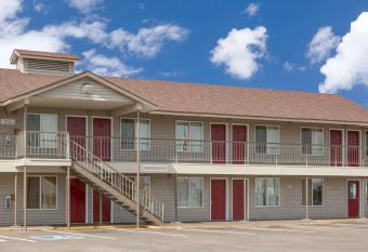 Knights Inn Pasco Wa/King City has Balcony rooms