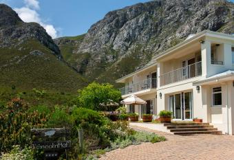 FrancolinHof Guest House has Balcony rooms