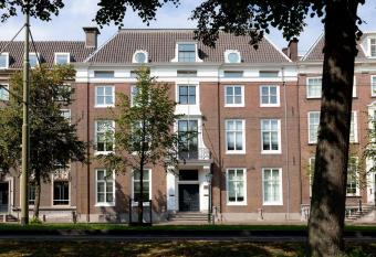 Staybridge Suites The Hague - Parliament, an IHG Hotel allows 18 year olds to book a room
