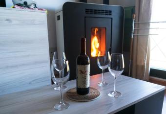 ERASE OTRA VEZ en sierra nevada allows 18 year olds to book a room