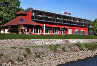 Hotel Rheink  nig has Balcony rooms