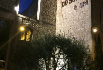 Hotel du Soleil et Spa allows 18 year olds to book a room