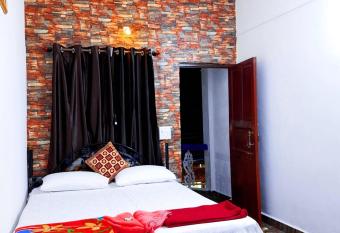 Om Sai Guest House has Balcony rooms