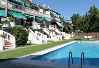 Bungalow  has Balcony rooms