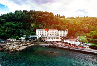 Barbara Piran Beach Hotel has Balcony rooms