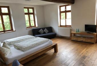 Landhaus Hui W  ller has Balcony rooms