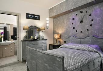 APPARTAMENTO OSIDE HOUSE alloggio turistico allows 18 year olds to book a room