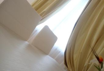 Officina Urban Sleep has Balcony rooms