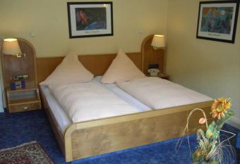 Hotel Traube allows 18 year olds to book a room