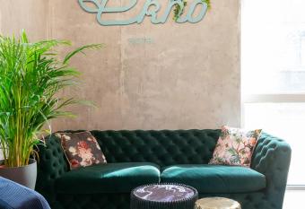 Ekho Hotel Grenoble Nord Saint Egr  ve allows 18 year olds to book a room