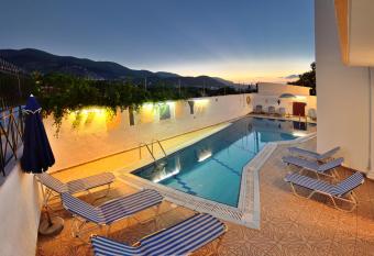 Selena View Studios allows 18 year olds to book a room