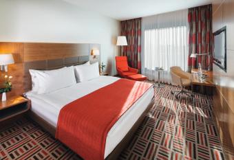 Movenpick Hotel Ankara allows 18 year olds to book a room