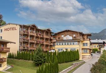 Hotel AlpinaRos has Balcony rooms