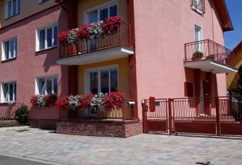 Apartm  ny BOSS has Balcony rooms