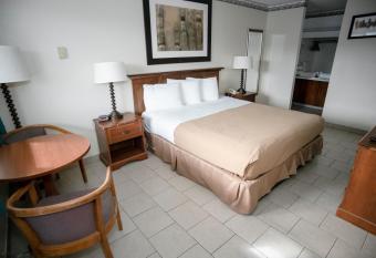 Pacific Inn allows 18 year olds to book a room