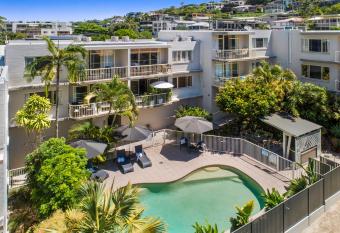 Surf Dance Apartments has Balcony rooms