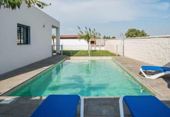 Villa Sultan 12 has Balcony rooms